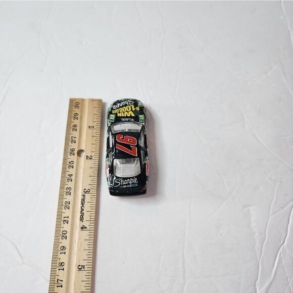 1999 Kurt Busch #97 Taurus Sharpie Win $1,000,000 Hot Wheels 1:64 Die Cast - Picture 6 of 6